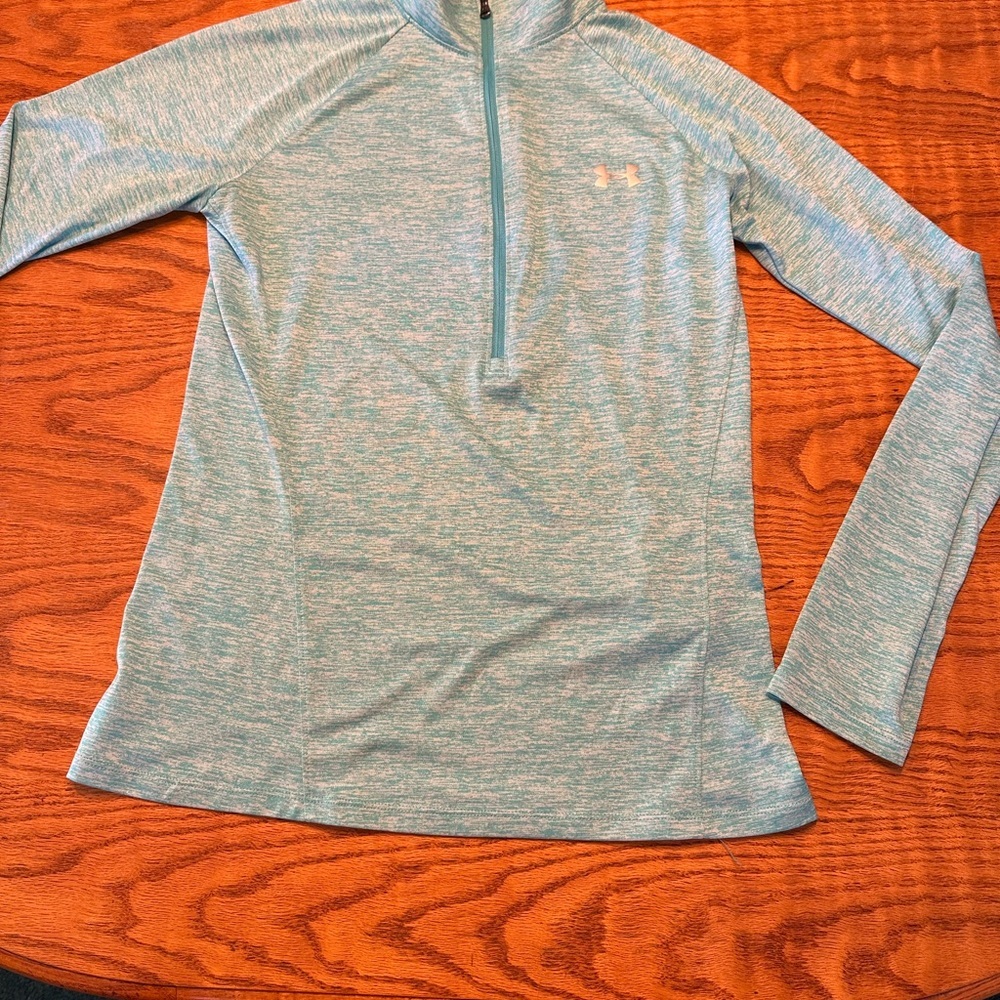 Women’s Under Amour  Small Active  Long Sleeve Shirt
